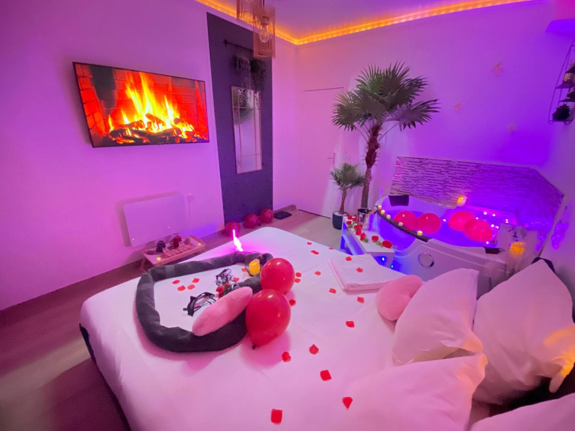 L'Escale Balneo'Romantique - Loveroom - Jacuzzi & Petit Dejeuner Villiers-sur-Marne Zewnętrze zdjęcie