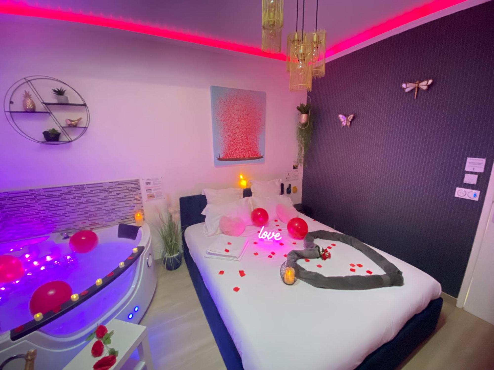 L'Escale Balneo'Romantique - Loveroom - Jacuzzi & Petit Dejeuner Villiers-sur-Marne Zewnętrze zdjęcie