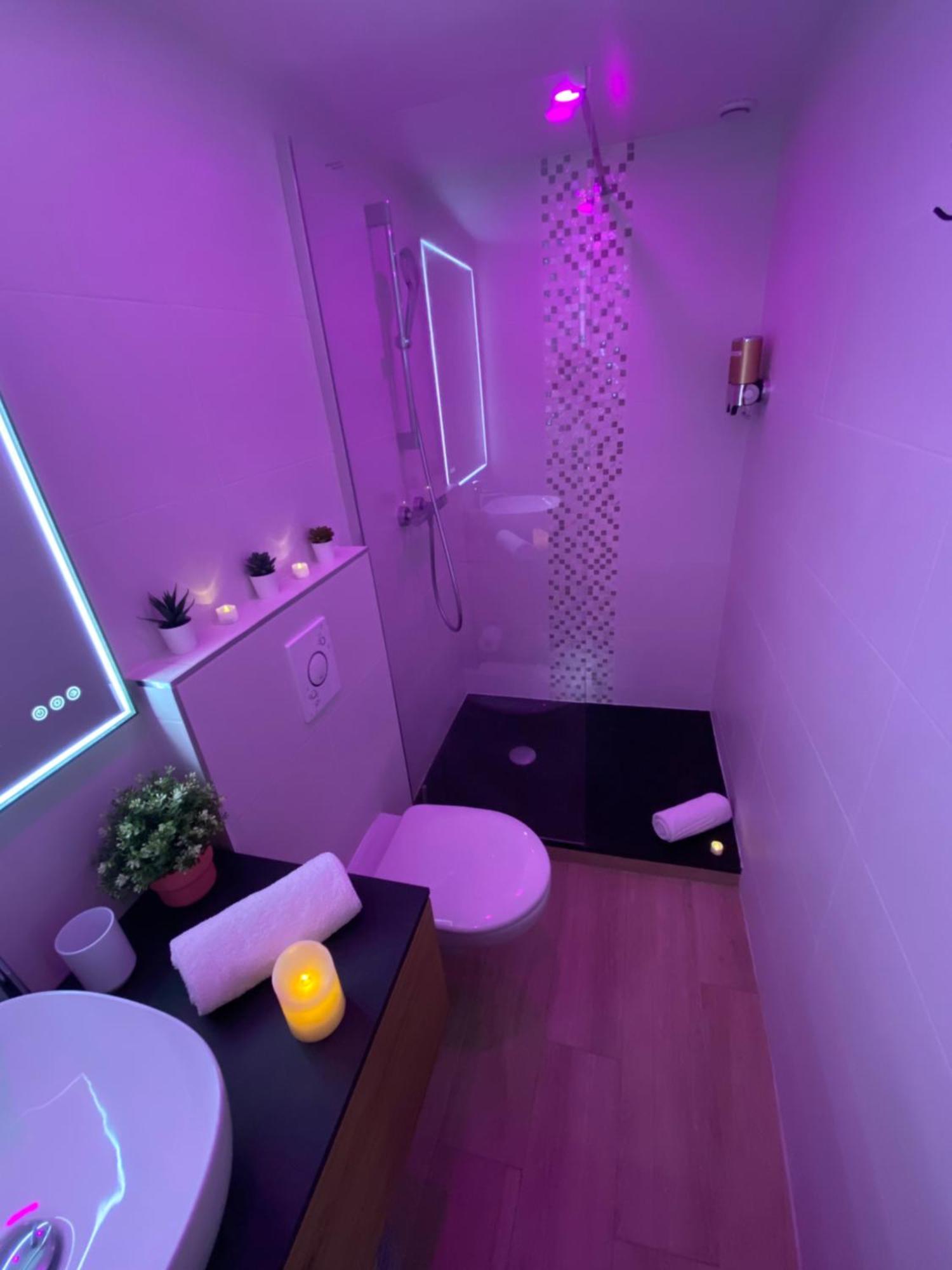 L'Escale Balneo'Romantique - Loveroom - Jacuzzi & Petit Dejeuner Villiers-sur-Marne Zewnętrze zdjęcie